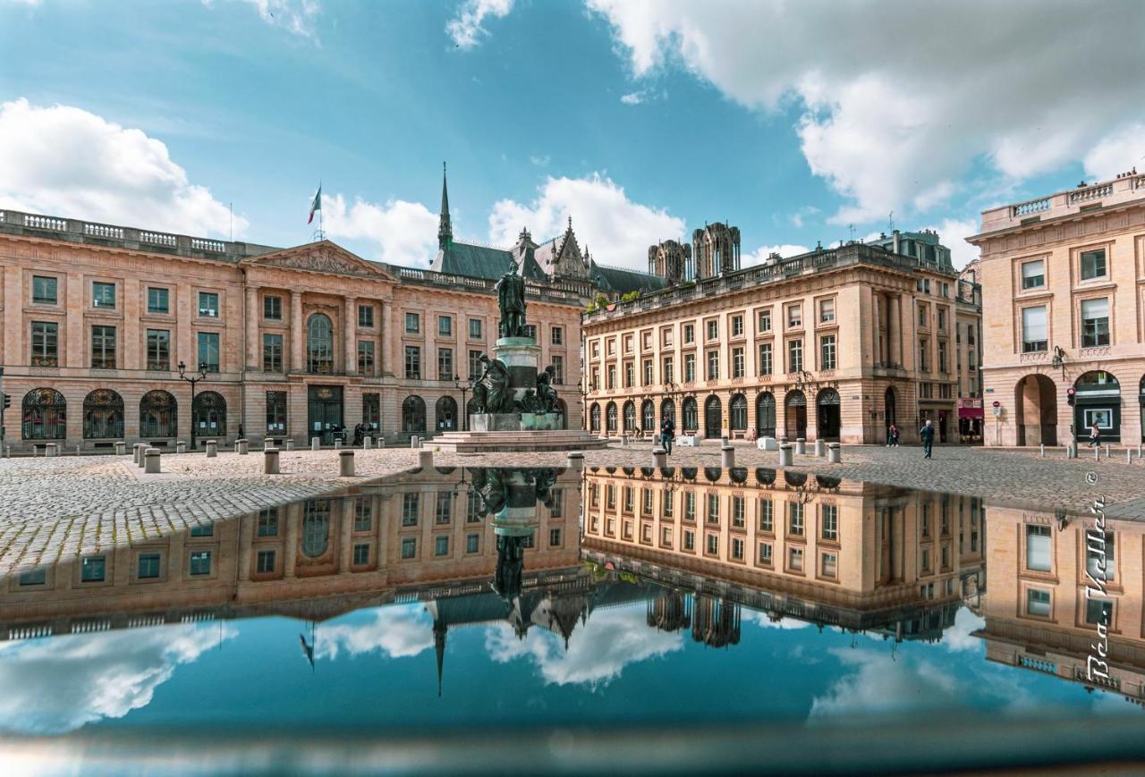 L'Hotel Des Ventes Reims Chativesle Eksteriør billede