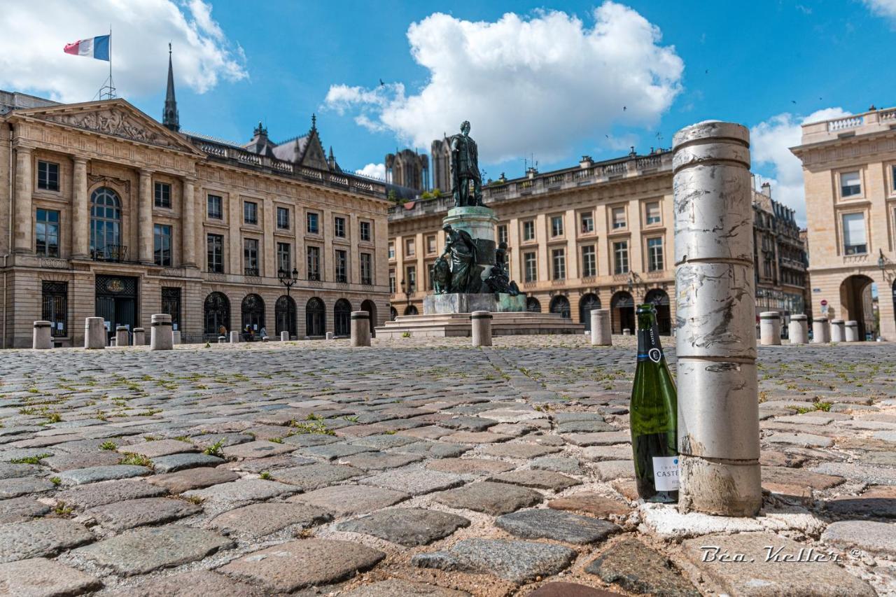 L'Hotel Des Ventes Reims Chativesle Eksteriør billede